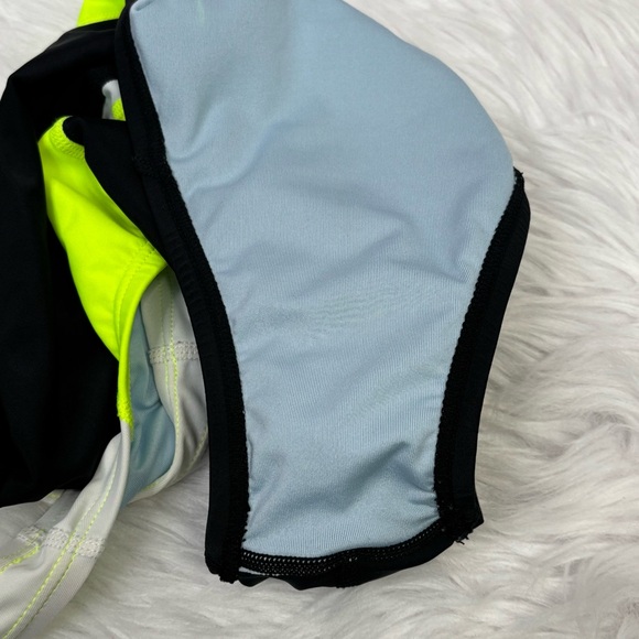 Nike‎ One Piece Athletic Swimsuit Black Neon Yellow Women’s Size 10/36 Open Back - Picture 16 of 16